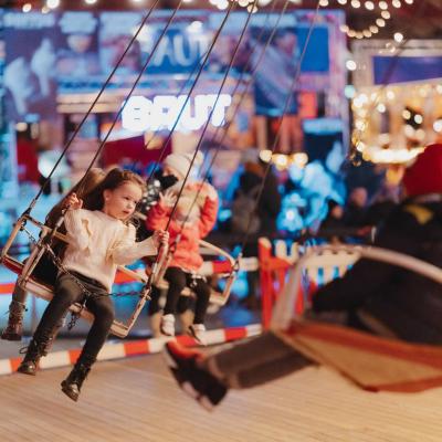 Swing ride